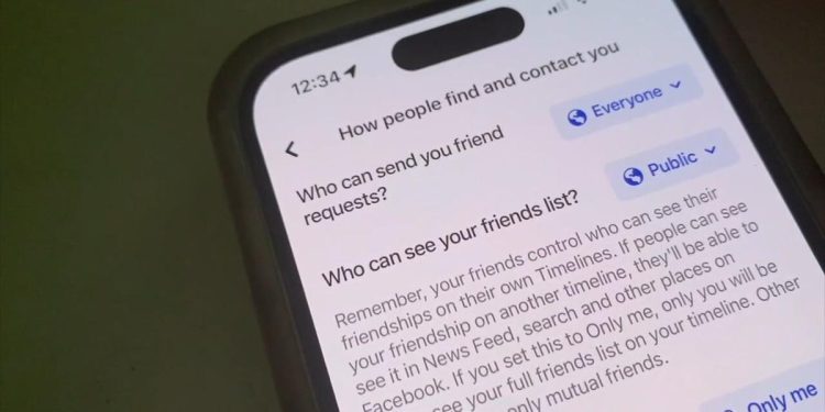 what-the-tech?-how-changing-2-facebook-settings-can-help-protect-your-privacy