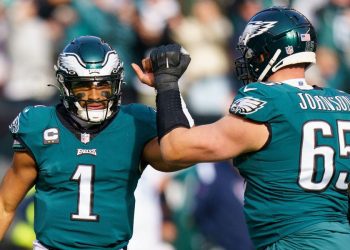 how-to-watch-thursday-night-football-for-free:-eagles-vs.-vikings-live-stream