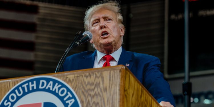 special-counsel-obtained-32-private-messages-from-trump's-twitter-account