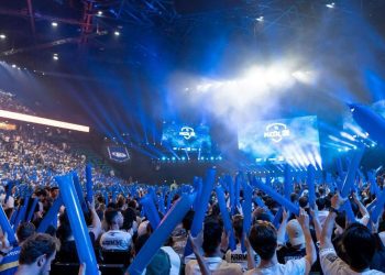 de-twitch-a-la-defense-arena,-le-club-d'e-sport-karmine-corp-remplit-les-salles-–-le-figaro
