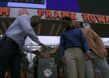 acc-huddle-crew-running-down-clemson-hill-and-reax-–-vimeo
