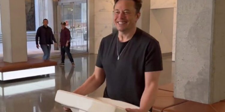 elon-musk-might-charge-everyone-for-twitter-with-lower-tier-subscription-–-dexerto