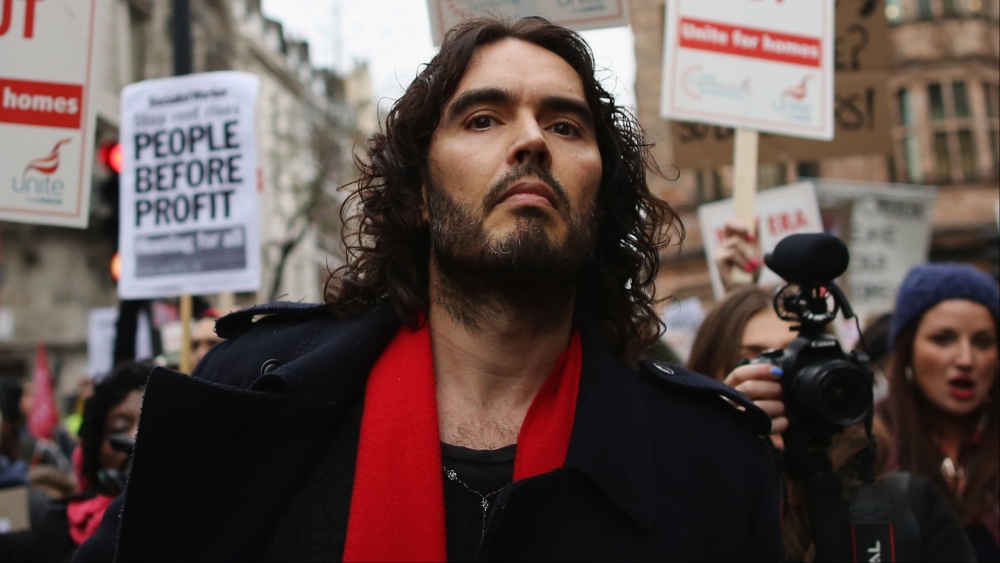 russell-brand-won't-be-banned-from-youtube-says-platform's-european-boss-–-variety