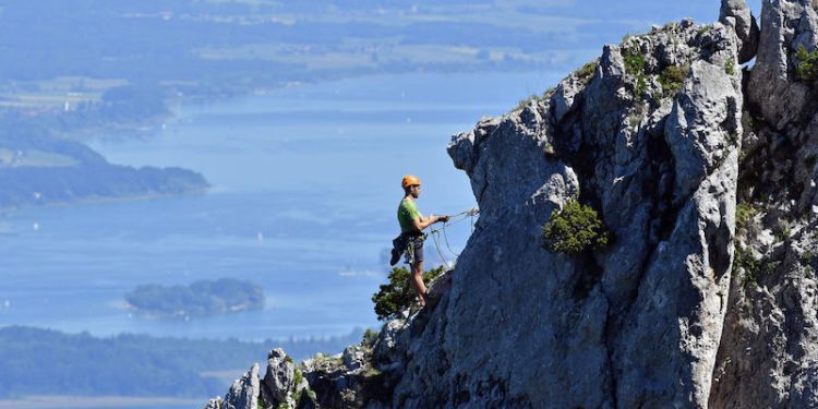 man-falls-300-feet-to-his-death-after-issues-on-famous-instagram-ladder-in-austrian-mountains