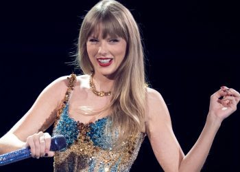 a-taylor-swift-instagram-post-helped-drive-a-surge-in-voter-registration-–-npr