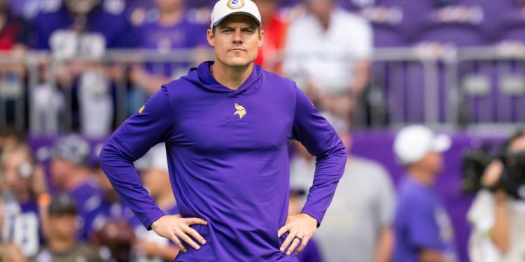 twitter-reacts-to-the-vikings-lose-another-fumble-–-yahoo-sports