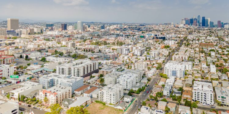 new-los-angeles-rent-relief-program-targets-pandemic-debt-|-planetizen-news