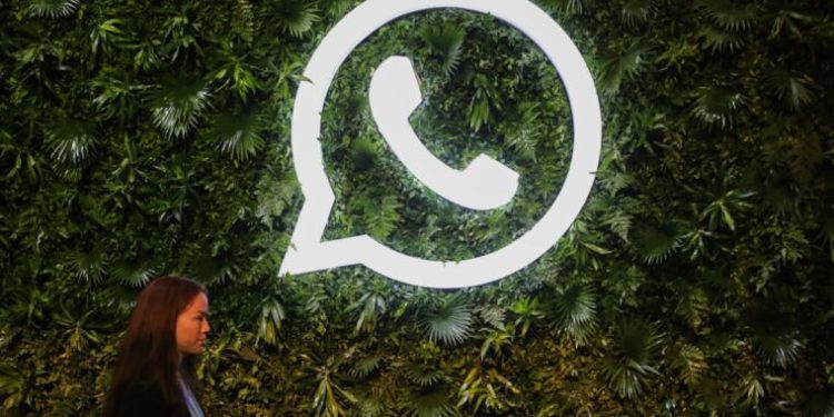 sec-obtains-wall-street-firms'-private-chats-in-probe-of-whatsapp,-signal-use-|-ars-technica