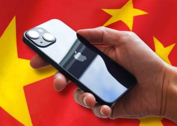 apple-might-have-to-pull-instagram,-facebook,-twitter,-and-more-from-the-app-store-in-china