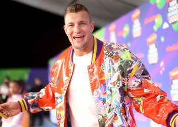 jimmy-kimmel-out,-gronk-in:-rob-gronkowski-takes-over-naming-rights-for-la-bowl