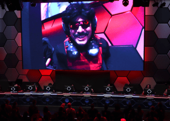 dr.-disrespect's-'deadrop'-shooter-unveils-cars,-racing-battles-at-vegas-event-–-decrypt