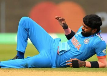 suryakumar-yadav-or-mohammed-shami,-who-will-replace-injured-hardik-pandya?