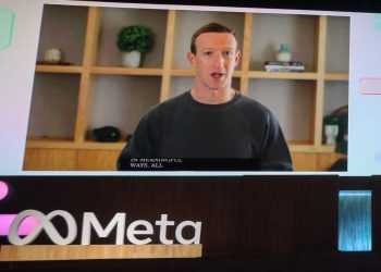 facebook,-instagram-accused-of-harming-youth-mental-health-in-massive-new-lawsuit