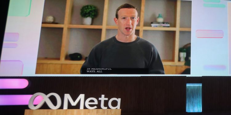 facebook,-instagram-accused-of-harming-youth-mental-health-in-massive-new-lawsuit
