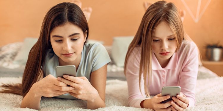lawsuits-accuse-facebook,-instagram-of-targeting-children-–-msu-denver-red
