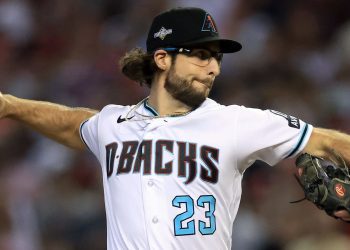 diamondbacks'-zac-gallen-trolls-phillies-fan-on-twitter-after-nlcs-game-7-victory