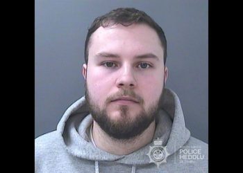 former-british-police-officer-jailed-for-abusing-over-200-girls-on-snapchat-|-dc-news-now