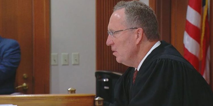 ohio-judge-accused-of-inappropriately-commenting-on-open-case-via-facebook-|-wpmi