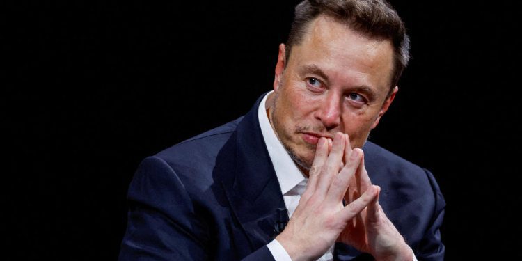 it's-been-one-year-since-elon-musk-bought-twitter.-now-called-x,-the-service-has-lost-…-–-cbs-news