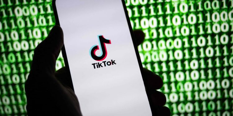 tiktok-and-snapchat-sign-up-to-uk-govt-pledge-to-tackle-ai-generated-child-sex-abuse-images