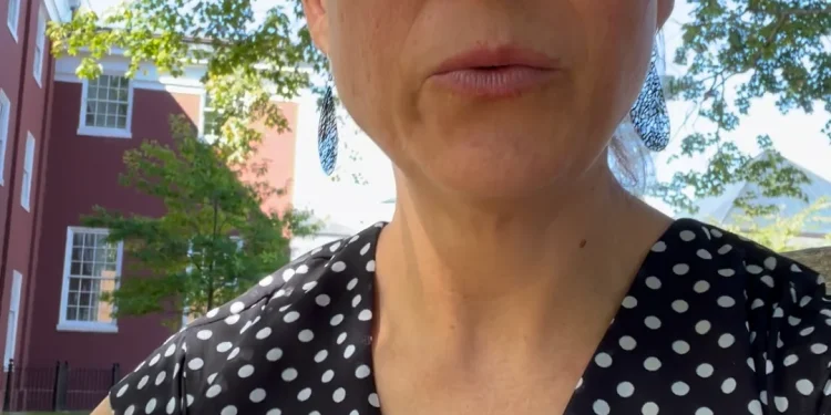 sarah-erickson-is-an-open-book-–-vimeo