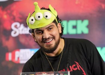 dillon-danis-reveals-staggering-amount-he-gets-paid-for-sponsored-instagram-posts-ahead-…
