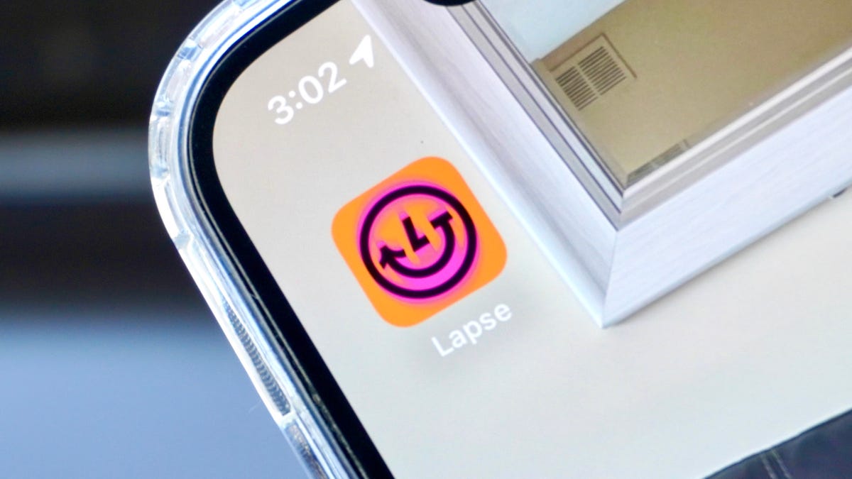what-is-lapse?-here's-everything-you-need-to-know-about-the-invite-only-social-media-app