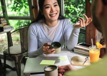 how-to-get-an-informational-interview,-according-to-experts-–-cnbc
