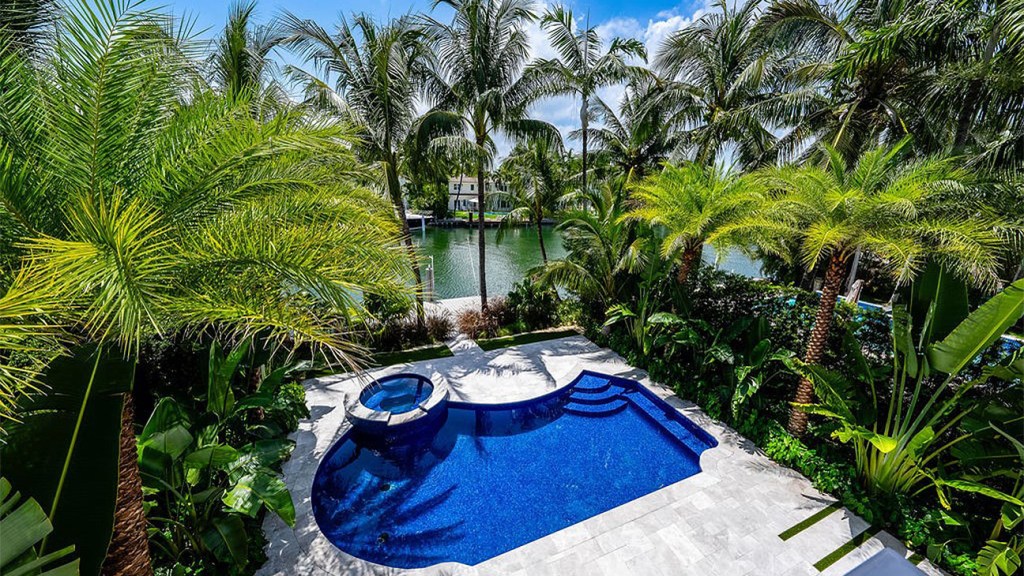 kygo's-music-manger-myles-shear-buys-$8.6-million-miami-beach-house