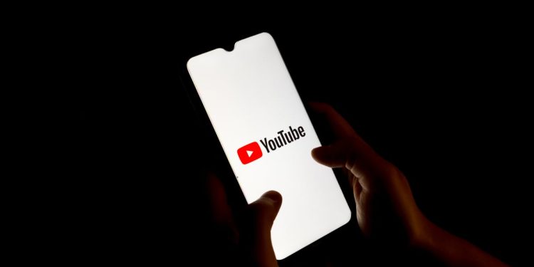 youtube-isn't-happy-you're-using-ad-blockers-—-and-it's-doing-something-about-it