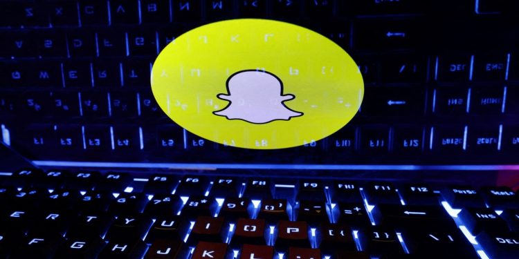snapchat's-ai-chatbot-may-pose-privacy-risk-to-children,-says-uk-watchdog-–-ht-tech