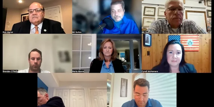 express-news-group-hosts-southampton-town-board,-supervisor-debate-–-vimeo