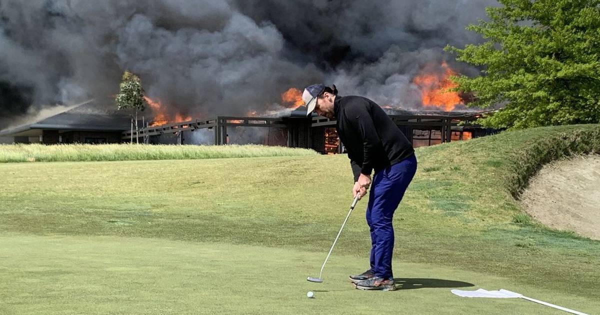 aus-man-finishes-round-of-golf-as-clubhouse-burns-down-–-1news