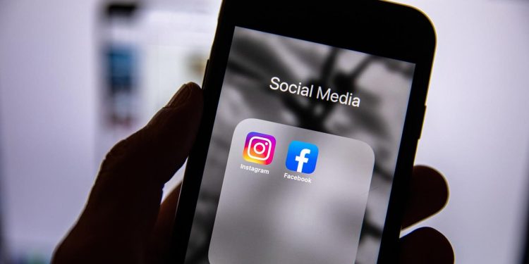 instagram-users-can-now-block-the-app-from-tracking-what-they-do-online-–-forbes