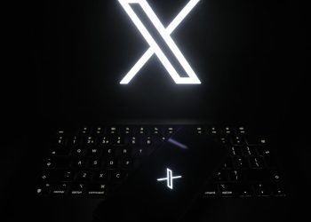 x,-formerly-twitter,-tests-charging-new-users-$1-a-year-to-use-basic-features-–-cbs-news