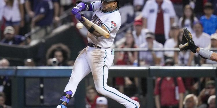 nlcs:-ketel-marte-hits-walk-off-single-as-d-backs-beat-phillies-and-close-to-2-1-series