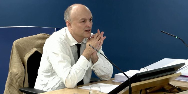 ephraim-hardcastle:-downing-street-whatsapp-messages-at-the-covid-inquiry-alarm-…