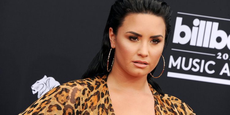 everything-you-need-to-know-about-the-'poot-lovato'-meme-–-the-daily-dot