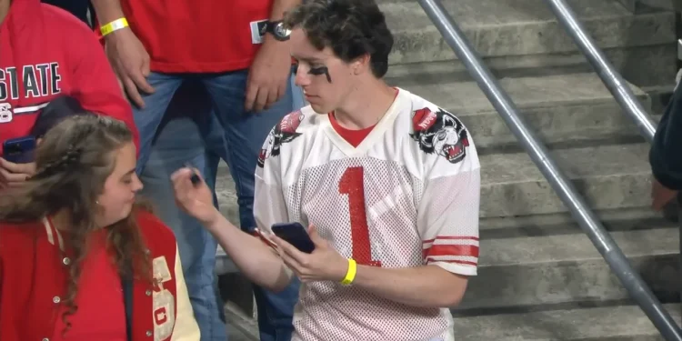 funny-nc-state-fan-for-social-–-vimeo