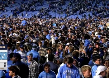 unc-other-locker-room-elements-from-show-11.11-on-vimeo