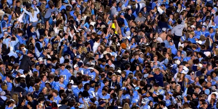 acc-huddle-top-of-the-show-unc-duke-on-vimeo