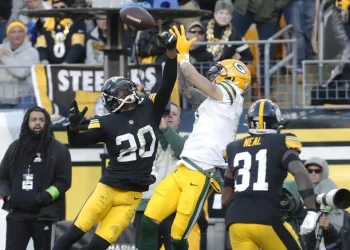 green-bay-packers:-christian-watson's-dad-calls-out-fanbase-on-twitter