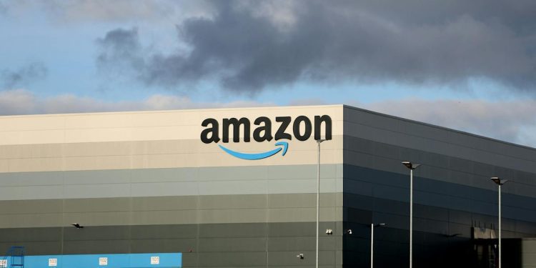 amazon-reaches-deal-to-run-shopping-ads-on-snap-–-the-information