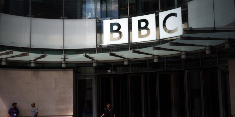 bbc-probing-five-complaints-against-russell-brand,-including-2008-work-in-los-angeles