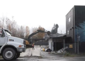 former-hells-angels-clubhouse-torn-down-–-ctv-news-vancouver-island