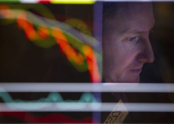 market-clubhouse-morning-memo-–-november-17th,-2023-(trade-strategy-for-spy,-qqq-…
