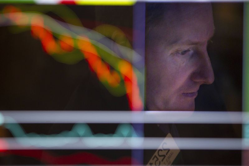 market-clubhouse-morning-memo-–-november-17th,-2023-(trade-strategy-for-spy,-qqq-…