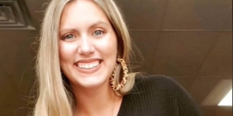 arkansas-middle-school-teacher,-30,-is-accused-of-instructing-14-year-old-male-student-…-–-daily-mail