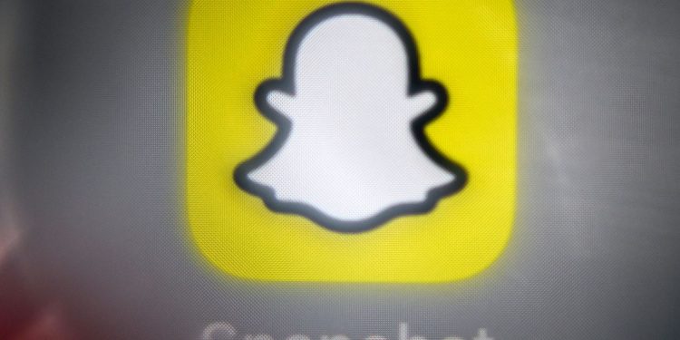 arkansas-middle-school-teacher-accused-of-sending-student-nudes-via-snapchat