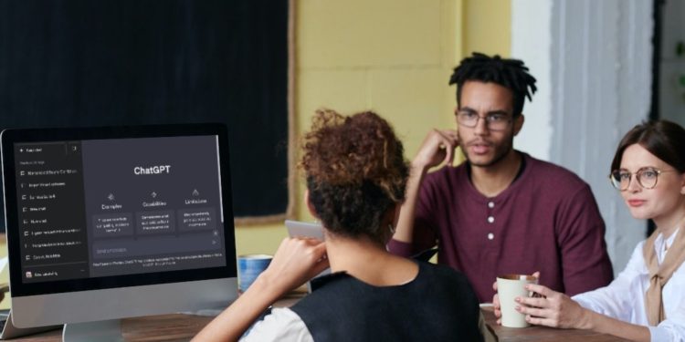 10-ways-chatgpt-could-help-you-land-a-job-on-linkedin-–-makeuseof